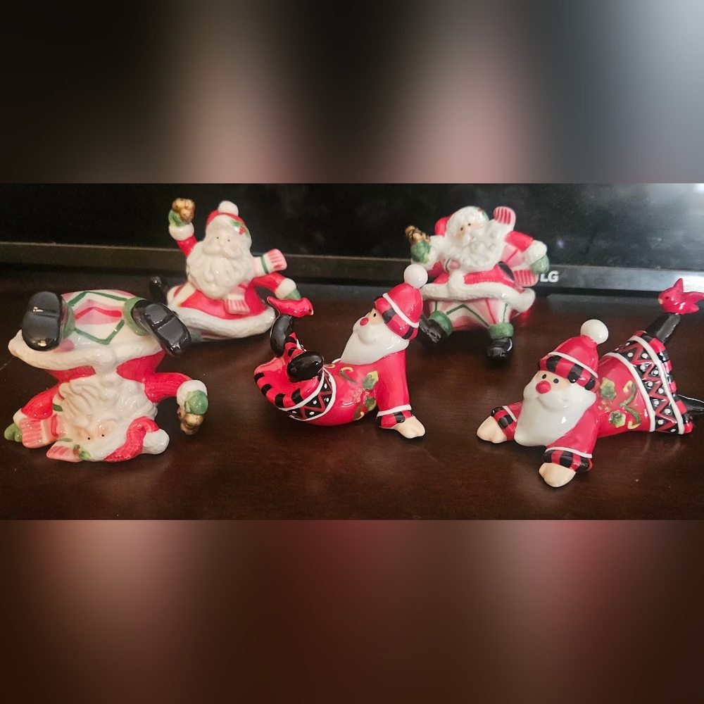 5 Fitz And Floyd Tumbling Santa Figurine Set